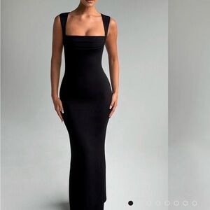 Babyboo HELENA Sleek Black Square-Neck Maxi Dress